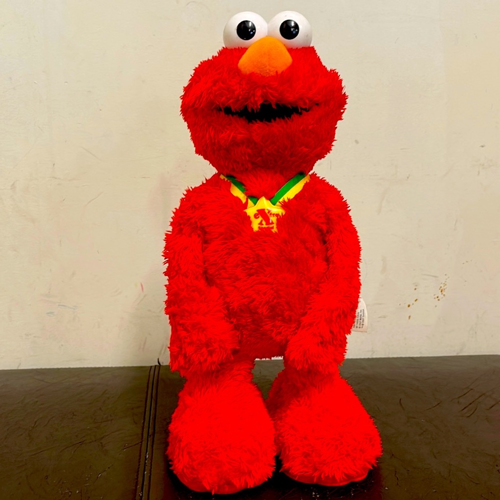 Singing Elmo